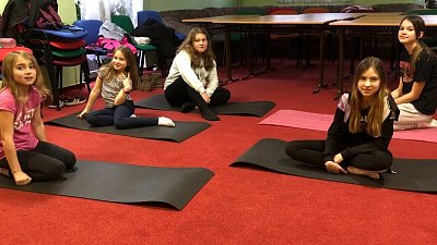 Cvičení pro děti s jógovými cviky II.
