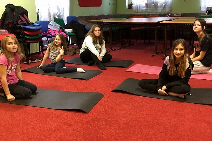 Cvičení pro děti s jógovými cviky II.